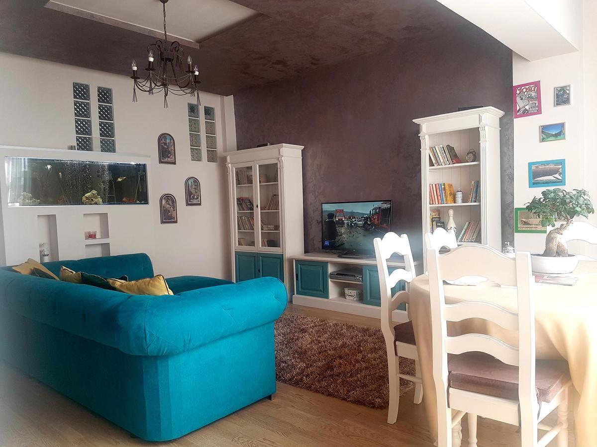 Classic Apartment Брашов Екстериор снимка