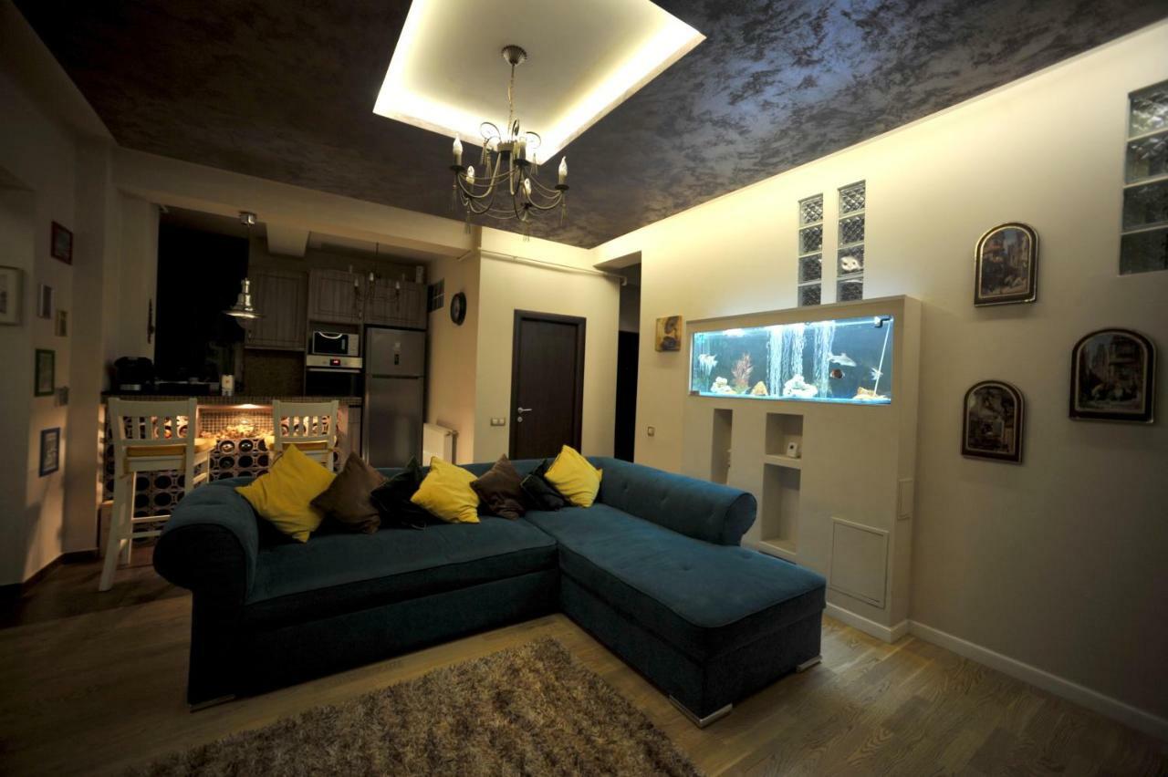 Classic Apartment Брашов Екстериор снимка